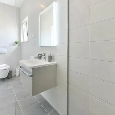 Manuela With Heated Pool 400 Meters From The Sea - By Ta Leut Agency