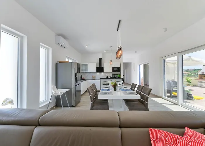 Manuela With Heated Pool 400 Meters From The Sea - By Ta Leut Agency