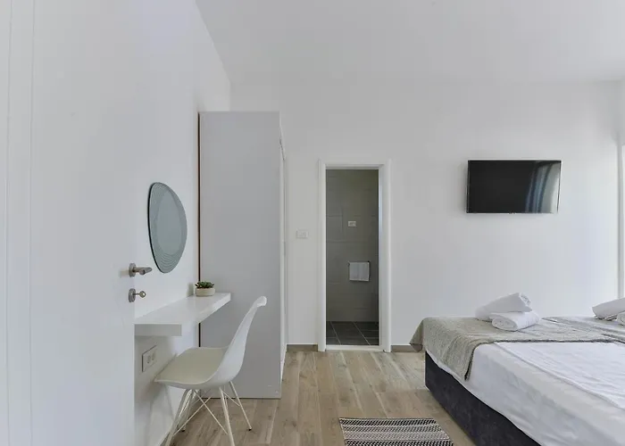 Manuela With Heated Pool 400 Meters From The Sea - By Ta Leut Agency Vila *