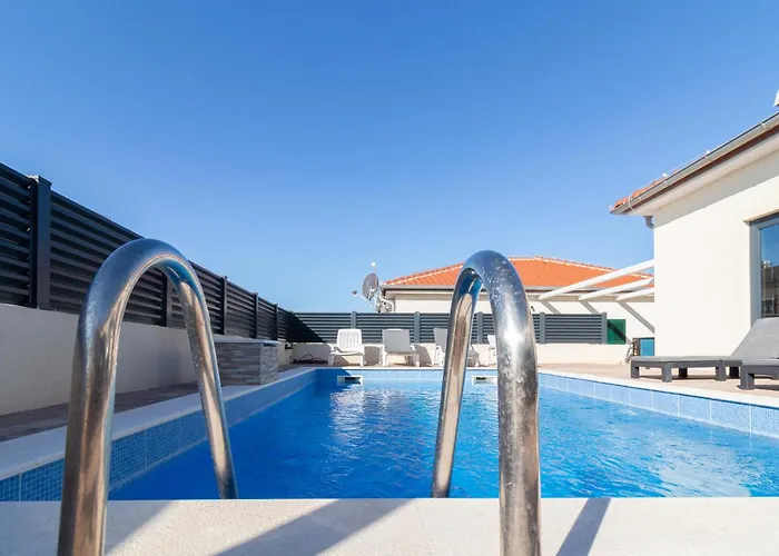 Vila Manuela With Heated Pool 400 Meters From The Sea - By Ta Leut Agency *