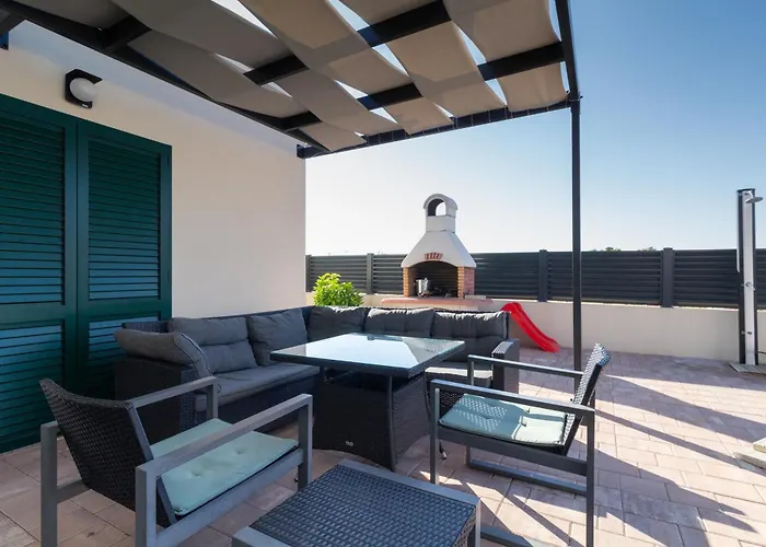 Manuela With Heated Pool 400 Meters From The Sea - By Ta Leut Agency Vila *