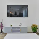 Βίλα Manuela With Heated Pool 400 Meters From The Sea - By Ta Leut Agency Vrsi
