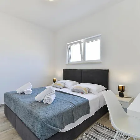 Manuela With Heated Pool 400 Meters From The Sea - By Ta Leut Agency